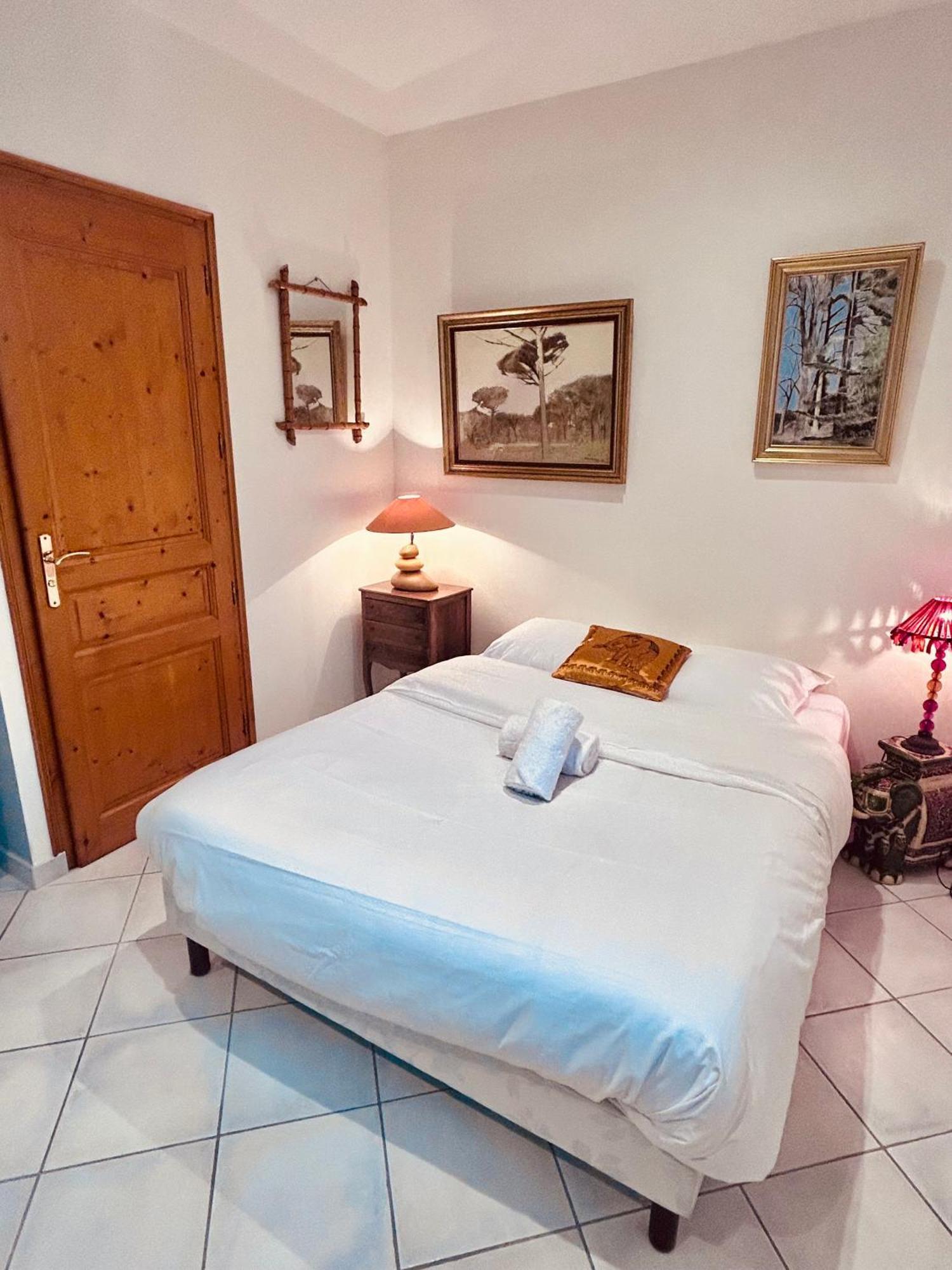 Le Clos De Tanvol - Parking Prive Gratuit- Terrasse Privee - Climatisation Viriat Εξωτερικό φωτογραφία